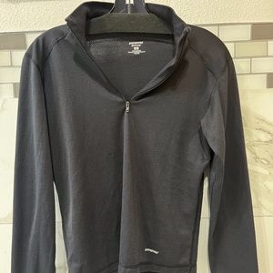 Patagonia 1/4 zip Capilene long sleeve